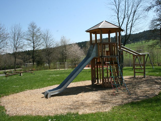 Spielplatz Pfaffenholz in Schopfloch