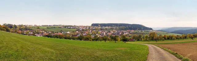 Unteriflingen im Herbst